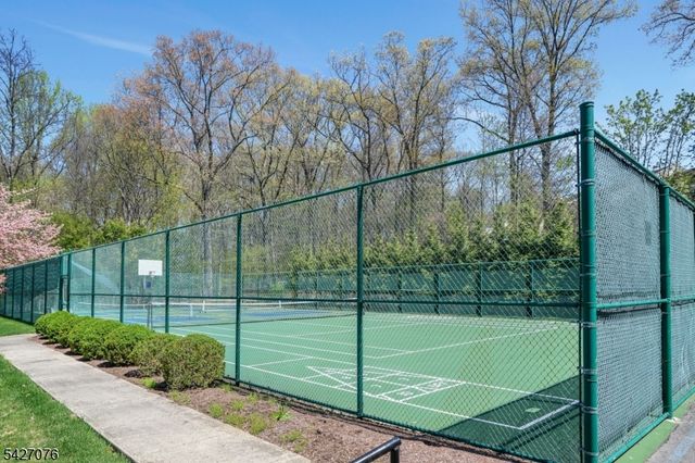 18 Mackenzie Ln, Denville Twp., NJ 07834