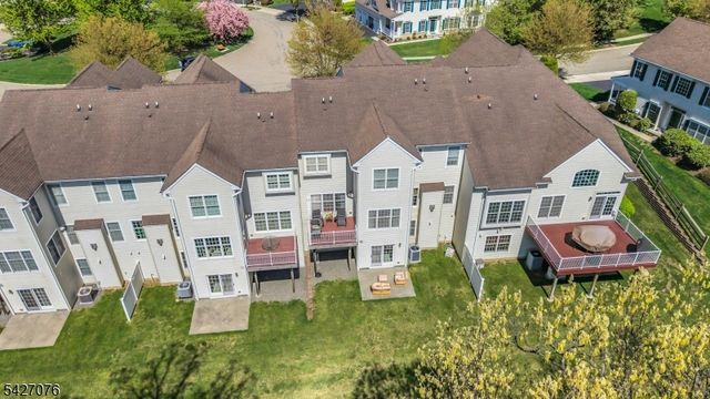 18 Mackenzie Ln, Denville Twp., NJ 07834