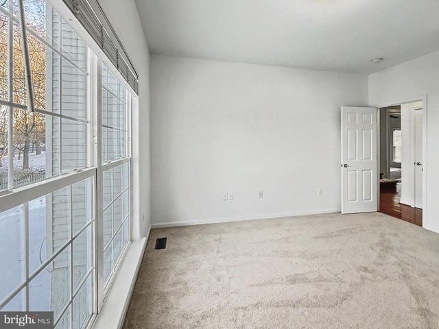 163 FALLEN LEAF CT, Warrenton, VA 20186