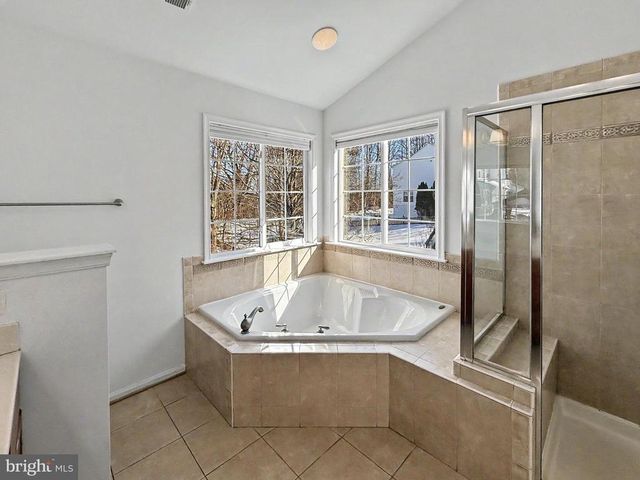163 FALLEN LEAF CT, Warrenton, VA 20186