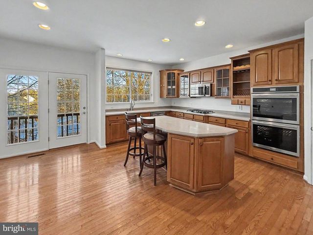 163 FALLEN LEAF CT, Warrenton, VA 20186