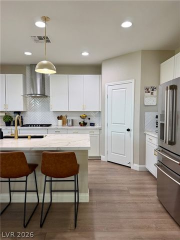 6905 Diablo Rim Street, North Las Vegas, NV 89086