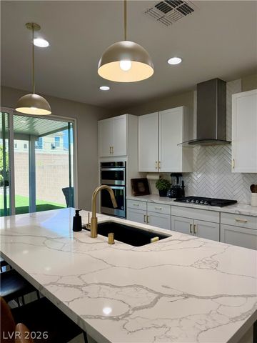 6905 Diablo Rim Street, North Las Vegas, NV 89086