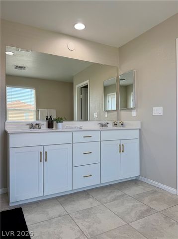 6905 Diablo Rim Street, North Las Vegas, NV 89086