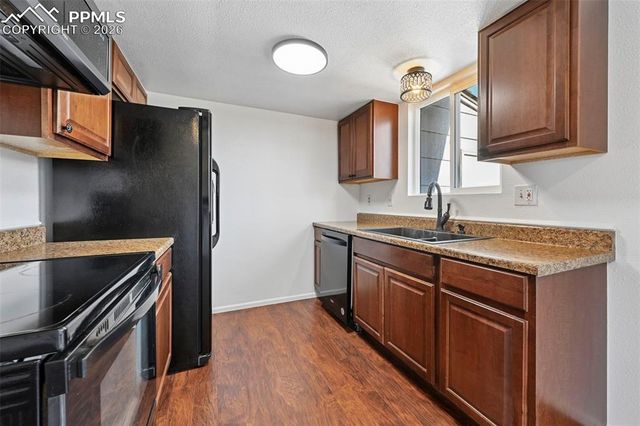 6633 Proud Eagle Court, Colorado Springs, CO 80915