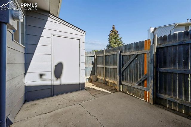 6633 Proud Eagle Court, Colorado Springs, CO 80915