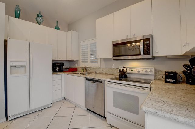 11592 Augustus Drive, Boynton Beach, FL 33437