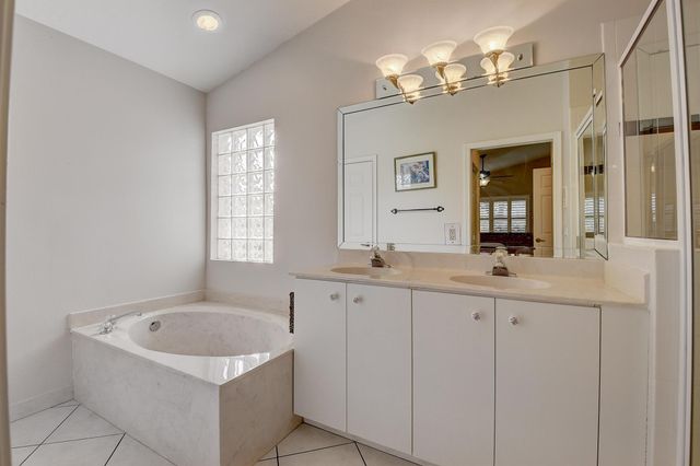 11592 Augustus Drive, Boynton Beach, FL 33437