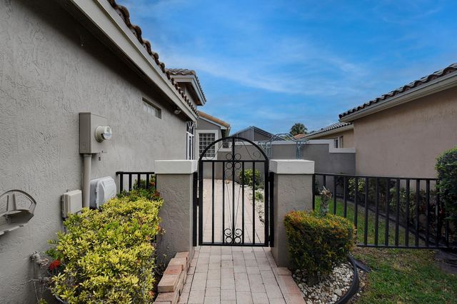 11592 Augustus Drive, Boynton Beach, FL 33437