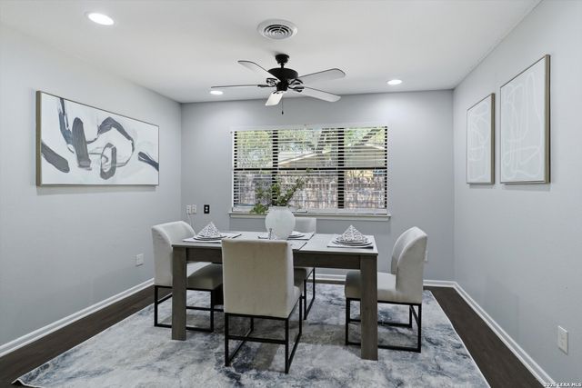 118 William Classen, San Antonio, TX 78232