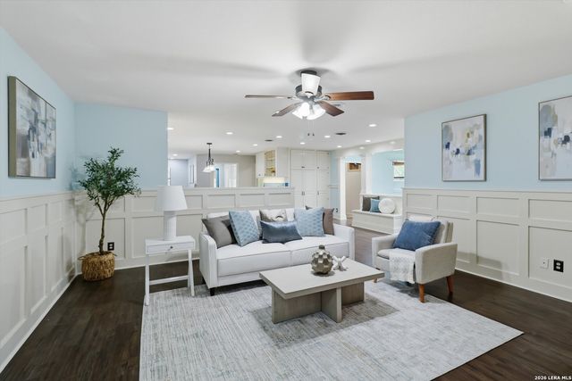 118 William Classen, San Antonio, TX 78232