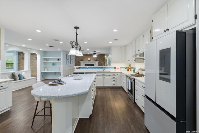 118 William Classen, San Antonio, TX 78232