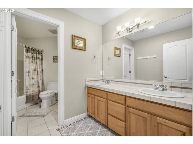 17610 Ne 30TH St, Vancouver, WA 98682