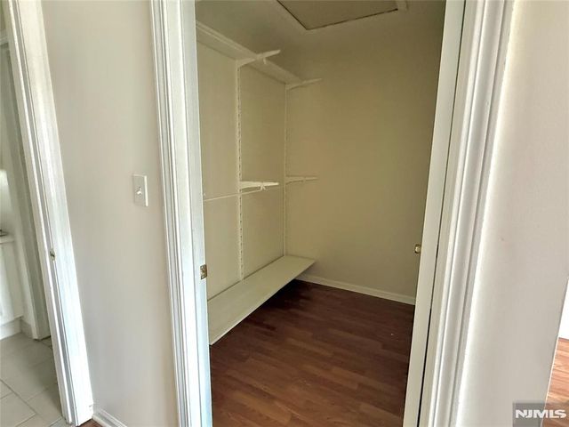 17 Mulberry Street, Jersey City, NJ 07305