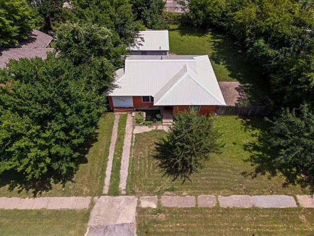 1403 Segundo Drive, Irving, TX 75060