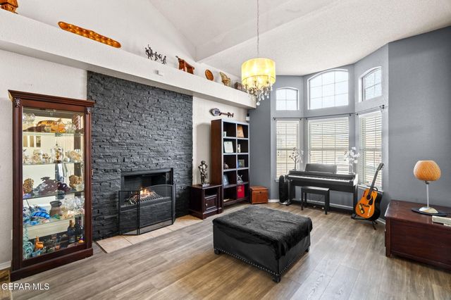 12082 Sterling Mary Way, El Paso, TX 79936