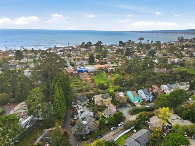 303 Dry Creek Road, Aptos, CA 95003