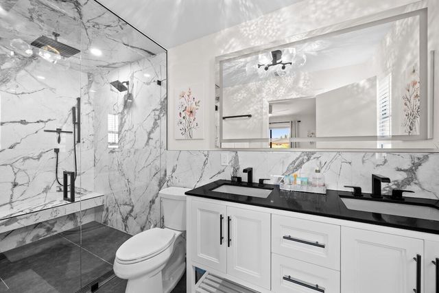 526 Linnet Circle, Delray Beach, FL 33444
