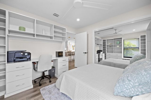 526 Linnet Circle, Delray Beach, FL 33444