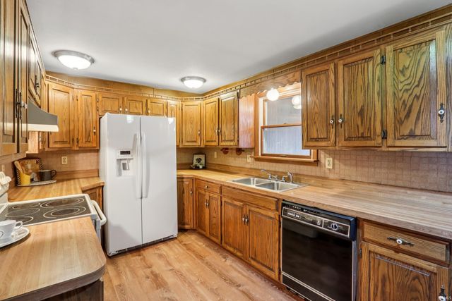 1670 W Old Waynetown Road, Crawfordsville, IN 47933