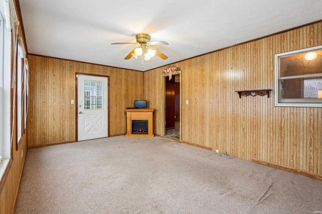 1670 W Old Waynetown Road, Crawfordsville, IN 47933
