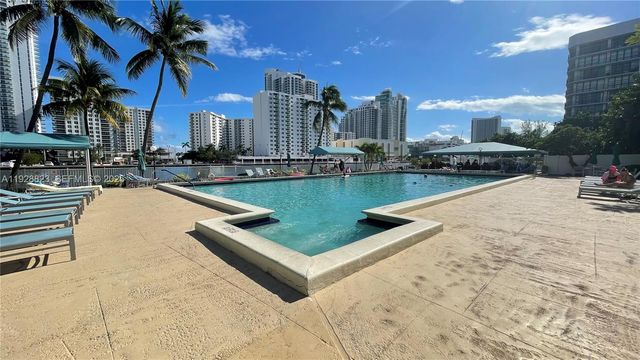 800 Parkview Dr 807, Hallandale Beach, FL 33009