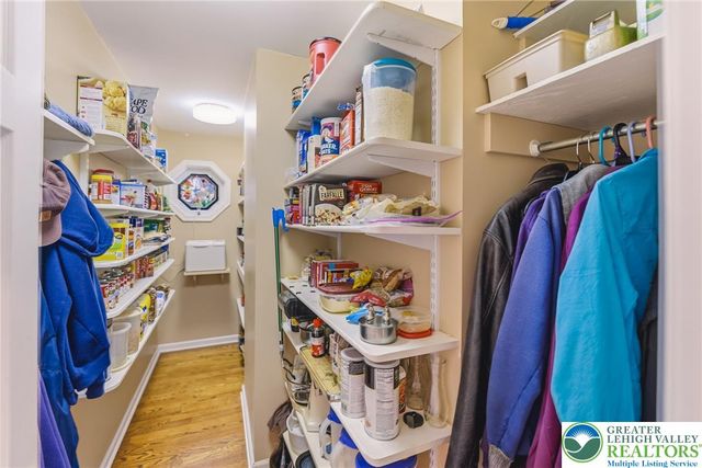 492 Arthurs Court, Bushkill Twp, PA 18064