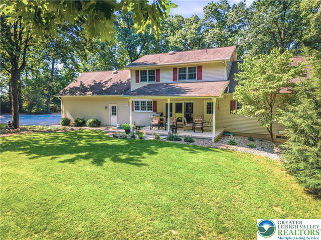 492 Arthurs Court, Bushkill Twp, PA 18064