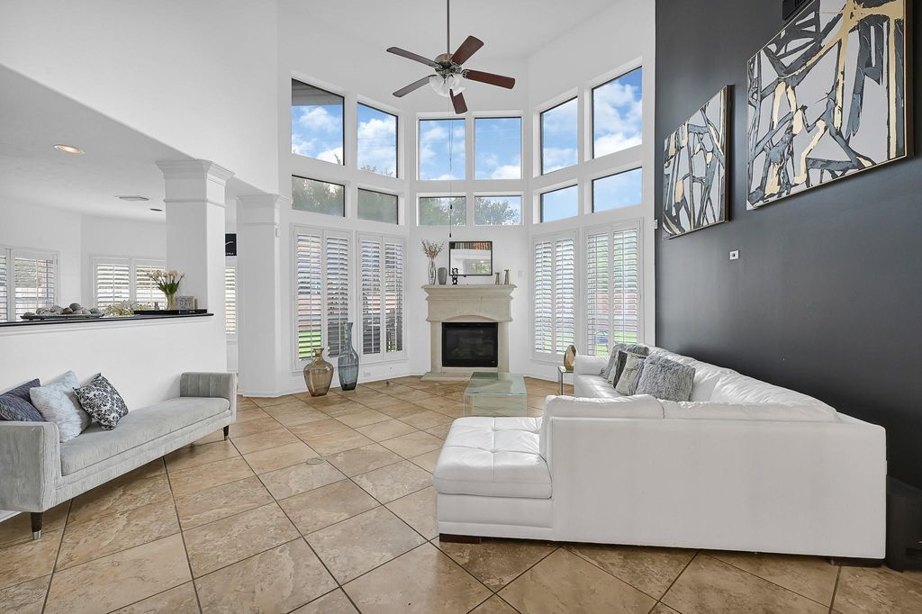 2703 Marble Brook Lane, Pearland, TX 77584