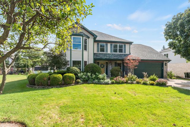 5903 Bentley Avenue, Willowbrook, IL 60527
