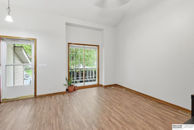 12622 Lillian Street, Omaha, NE 68138