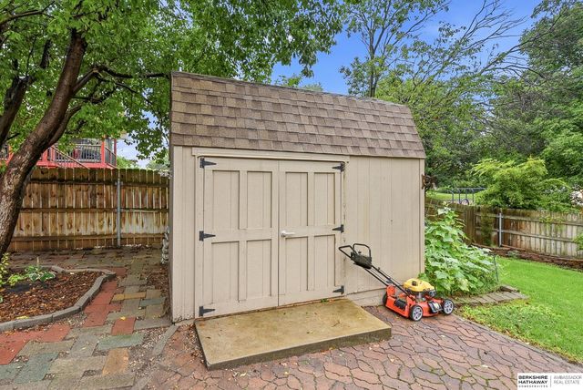 12622 Lillian Street, Omaha, NE 68138