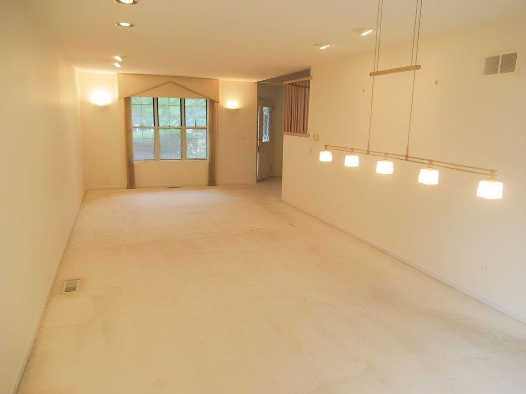 815 Winchester Lane, Northbrook, IL 60062 — photo 4