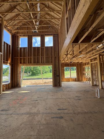 5001 Fairhaven Cir, Thompsons Station, TN 37179