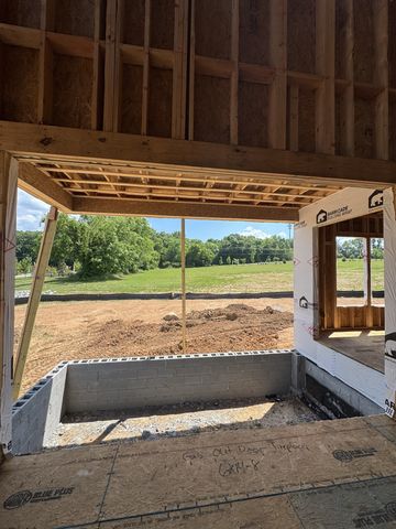 5001 Fairhaven Cir, Thompsons Station, TN 37179