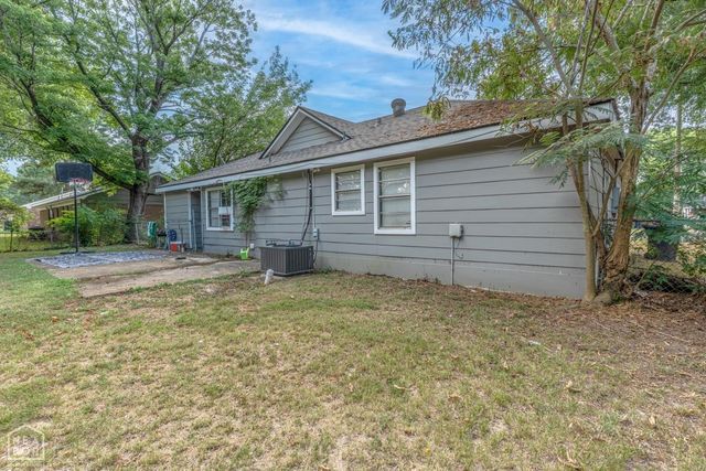 304 W Alpine St, Jonesboro, AR 72401