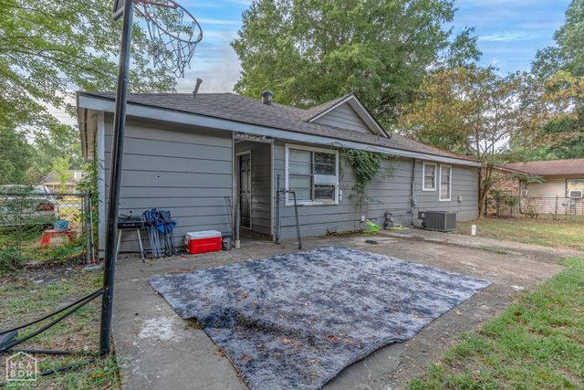 304 W Alpine St, Jonesboro, AR 72401