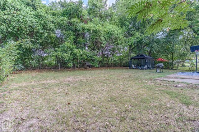 304 W Alpine St, Jonesboro, AR 72401