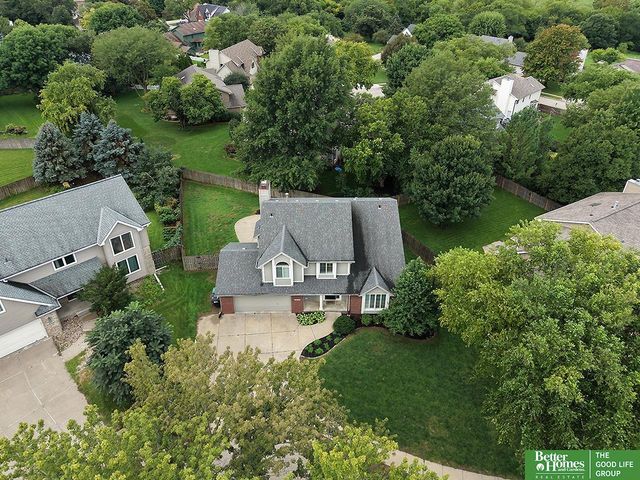 16321 Charles Circle, Omaha, NE 68118