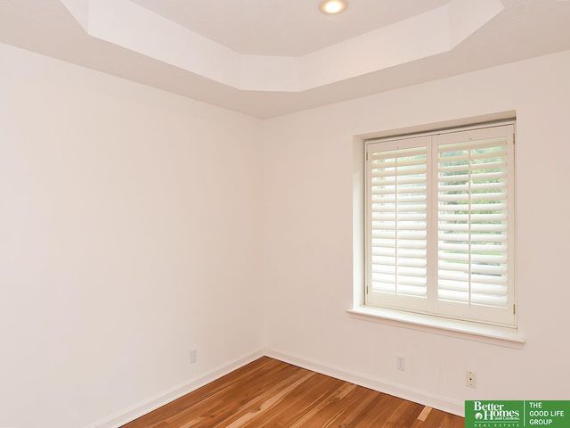 16321 Charles Circle, Omaha, NE 68118