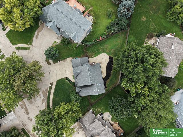 16321 Charles Circle, Omaha, NE 68118
