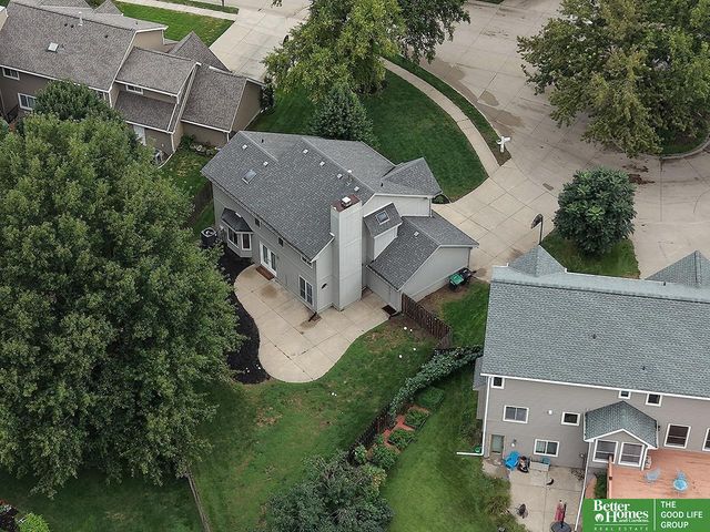16321 Charles Circle, Omaha, NE 68118