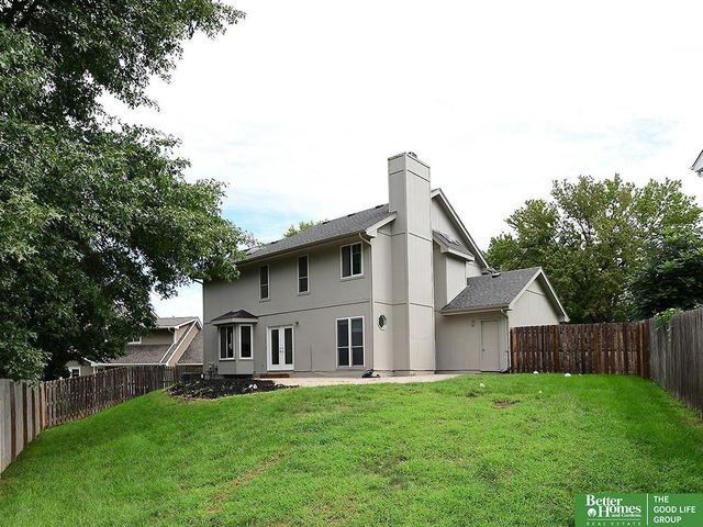 16321 Charles Circle, Omaha, NE 68118
