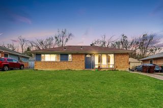 190 Monee Road, Park Forest, IL 60466