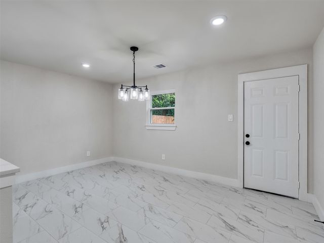 7207 Crestmont Street, Houston, TX 77033