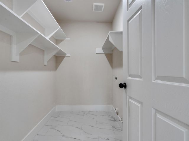 7207 Crestmont Street, Houston, TX 77033