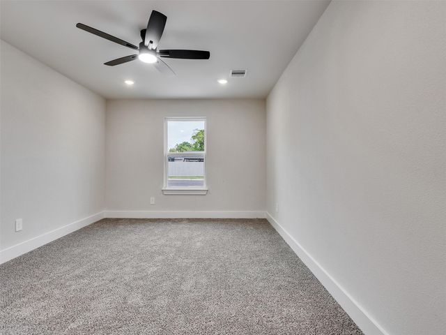 7207 Crestmont Street, Houston, TX 77033