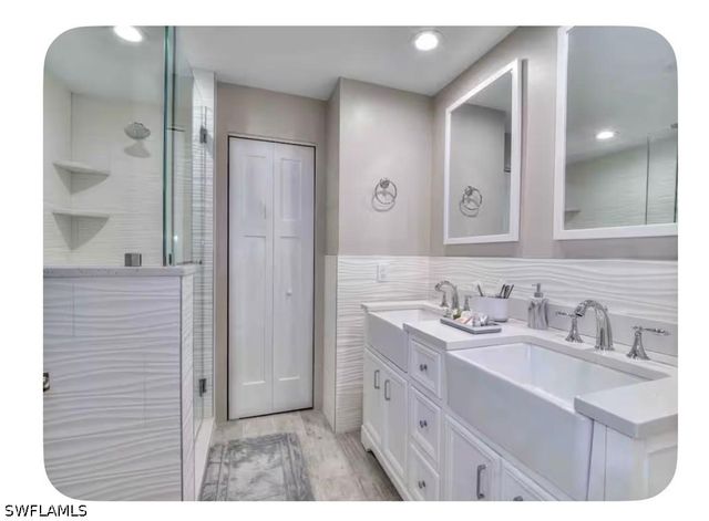 5690 Marimin DR, Bonita Springs, FL 34134