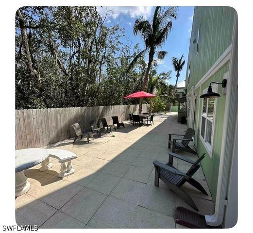 5690 Marimin DR, Bonita Springs, FL 34134