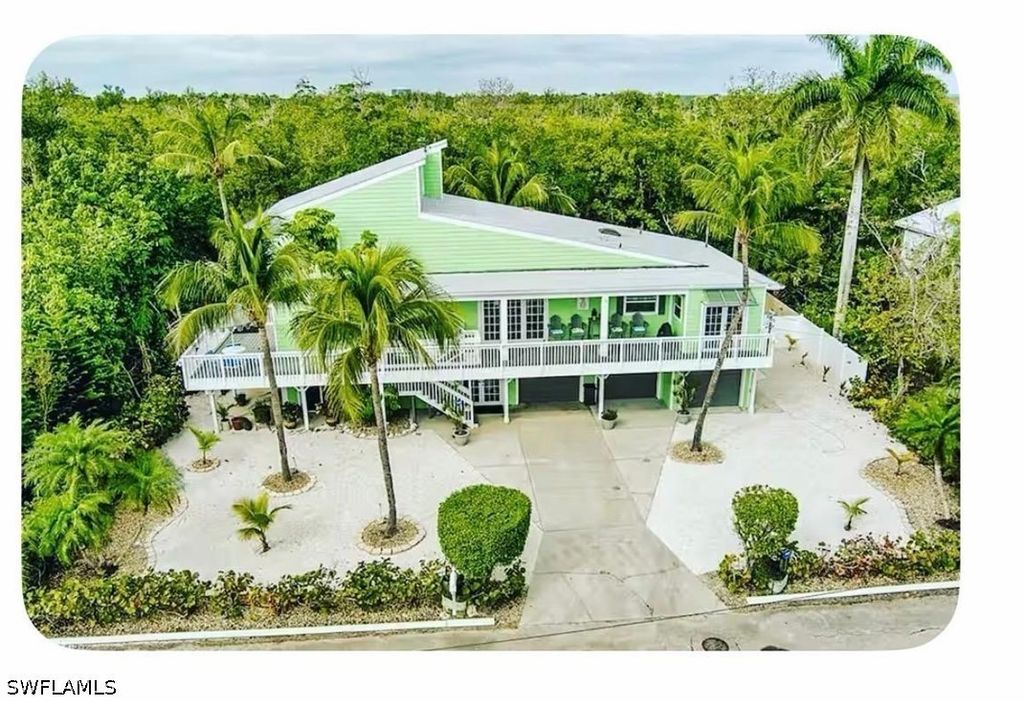 5690 Marimin DR, Bonita Springs, FL 34134